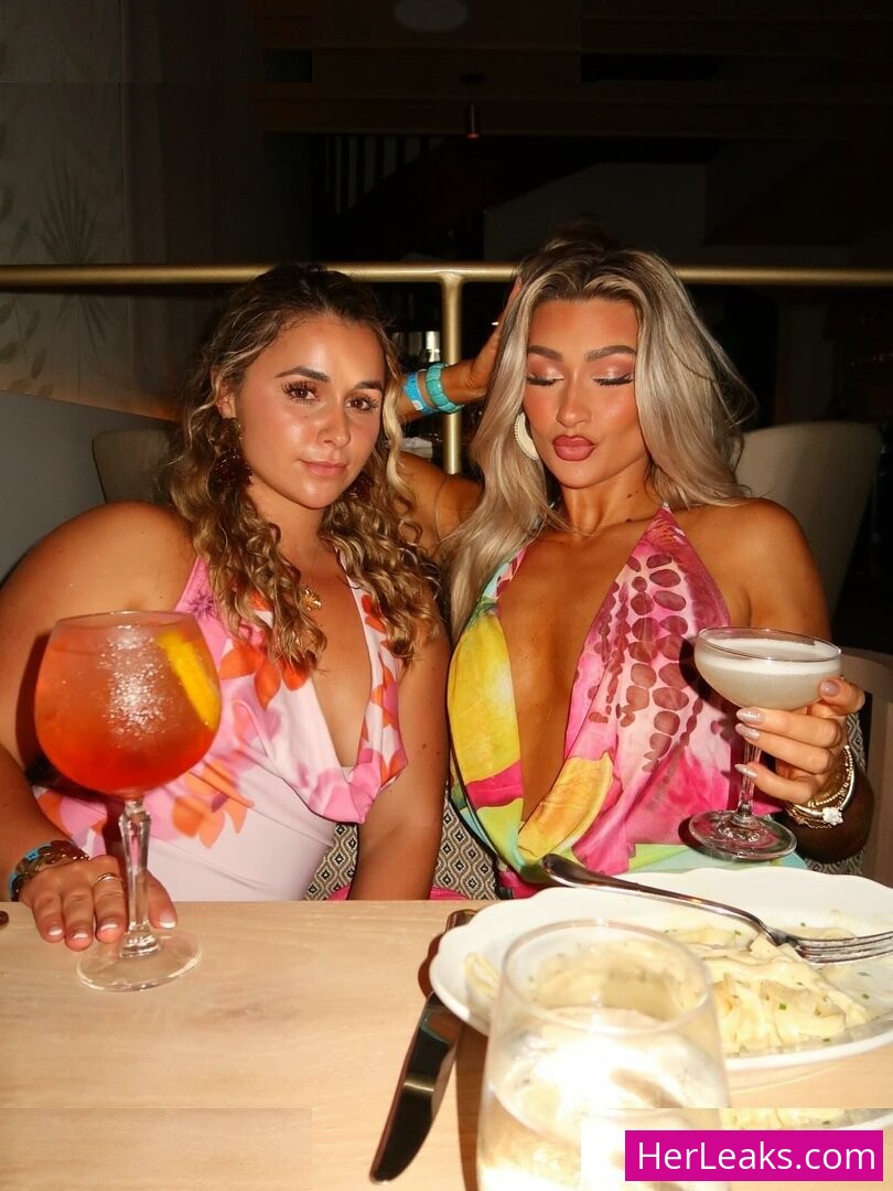 Izzi Dame - Image 346