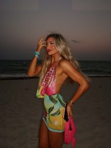 Izzi Dame - Image 338