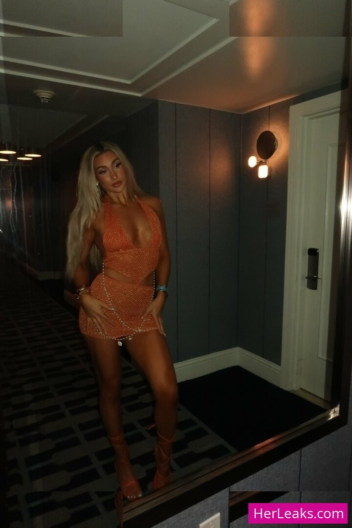 Izzi Dame - Image 324