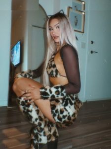 Izzi Dame - Image 226