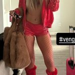 Izzi Dame - Image 47