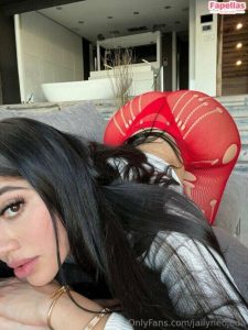 Jailyne Ojeda - Image 19