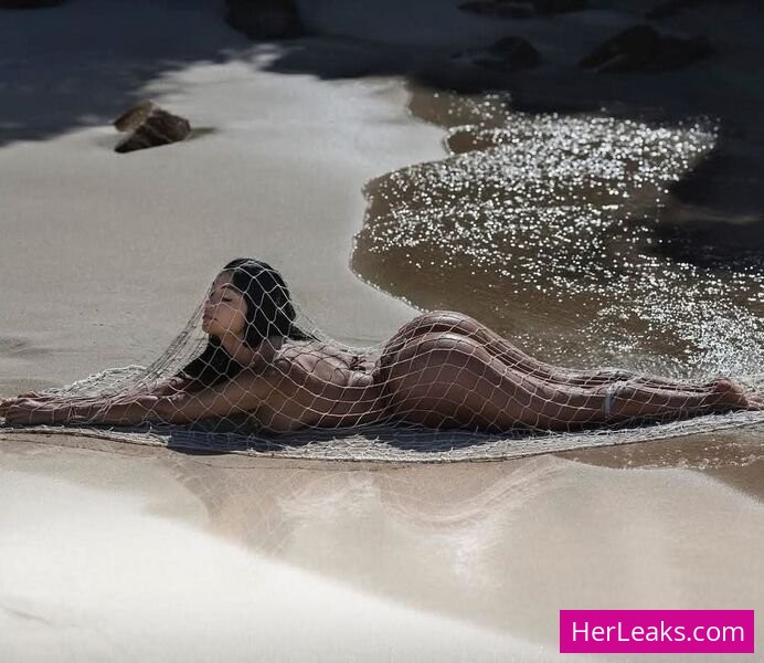 Jailyne Ojeda - Image 2