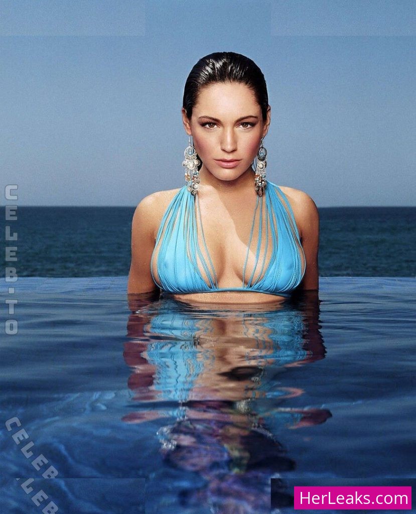 Kelly Brook - Image 246