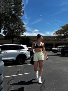 Kelly Matthews - Image 157