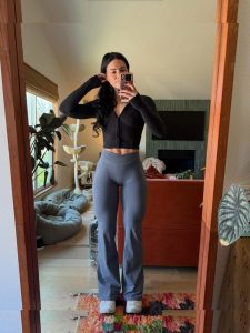 Kelly Matthews - Image 101
