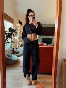 Kelly Matthews - Image 28