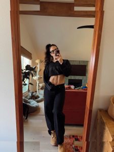 Kelly Matthews - Image 22
