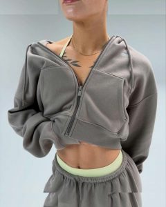Kelly Matthews - Image 10