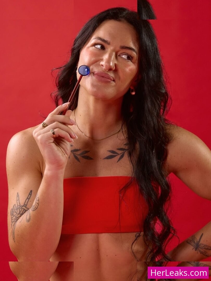 Kelly Matthews - Image 6