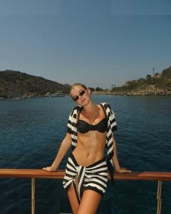 Klara Hellqvist - Image 232