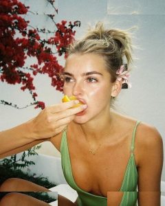 Klara Hellqvist - Image 226