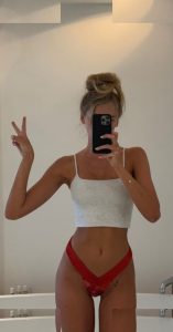 Klara Hellqvist - Image 69