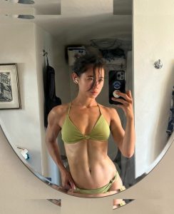 Leah Lewis - Image 86