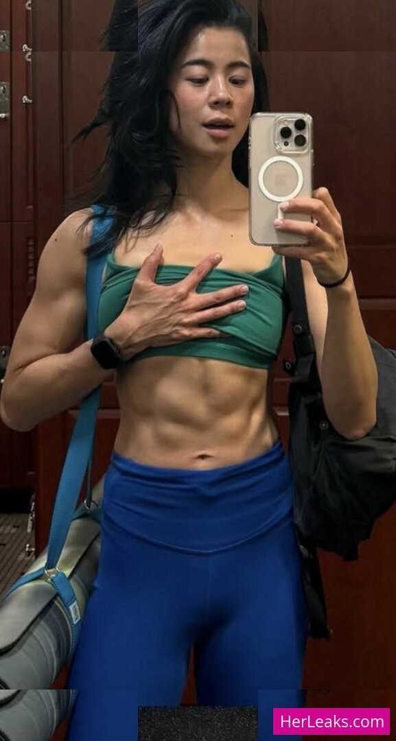 Leah Lewis - Image 54
