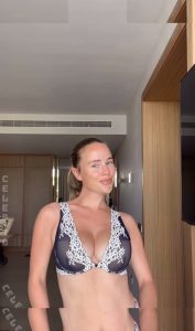 Liz Kaeber - Image 31