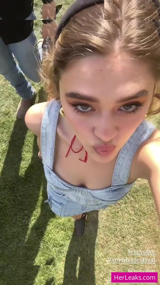 Lizzy Greene - Image 201