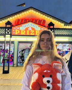 Lizzy Greene - Image 167