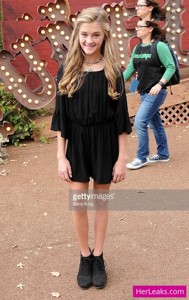 Lizzy Greene - Image 150