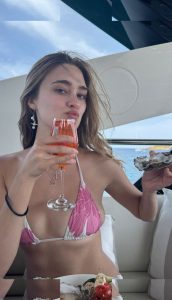 Lizzy Greene - Image 130