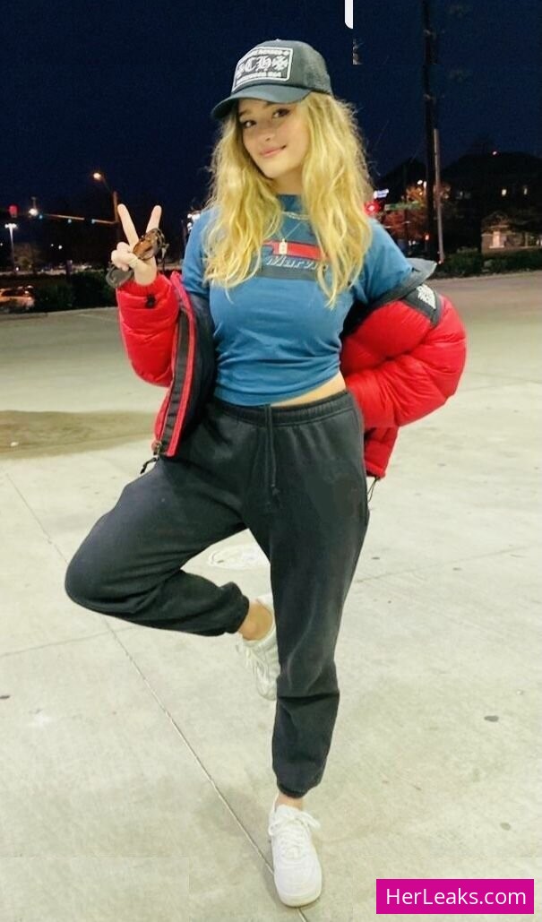 Lizzy Greene - Image 67