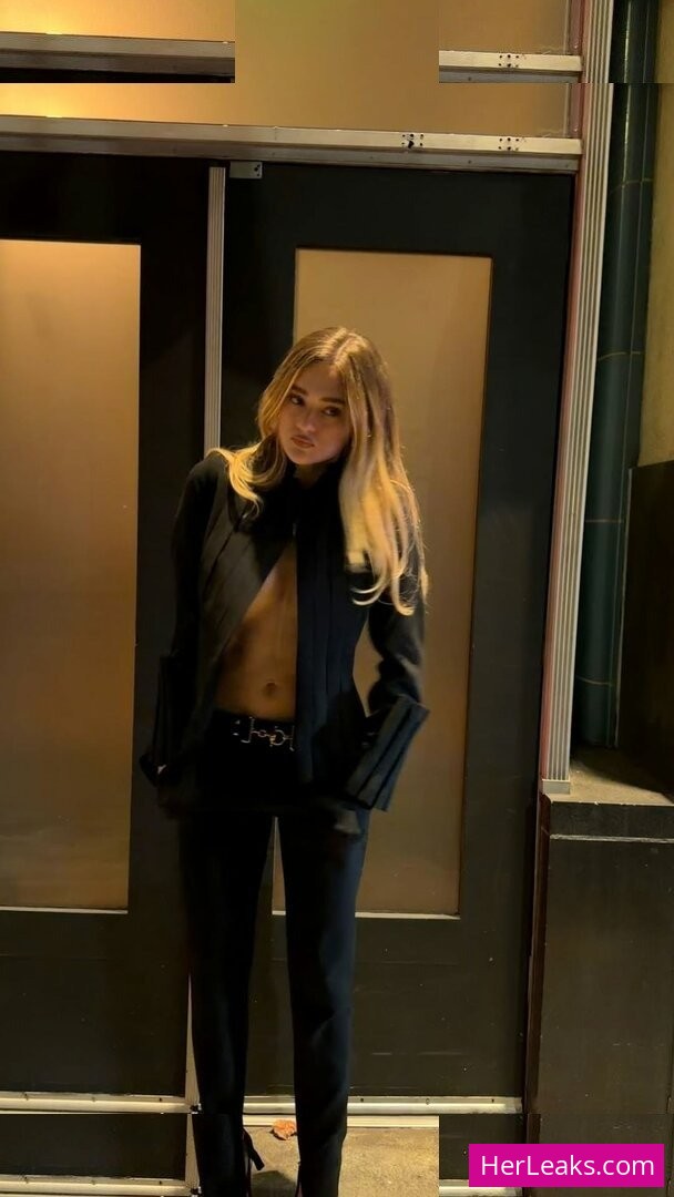 Lizzy Greene - Image 30