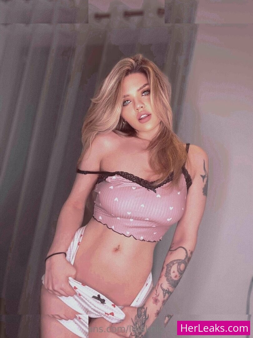 Lola Knight - Image 17