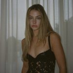 Madelyn Cline - Image 183