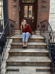 Madelyn Cline - Image 117
