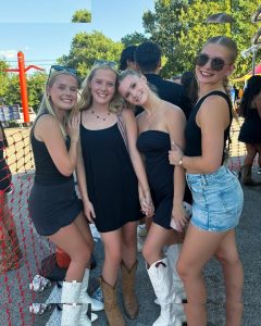 Mads Thompson Maddiiedee - Image 202