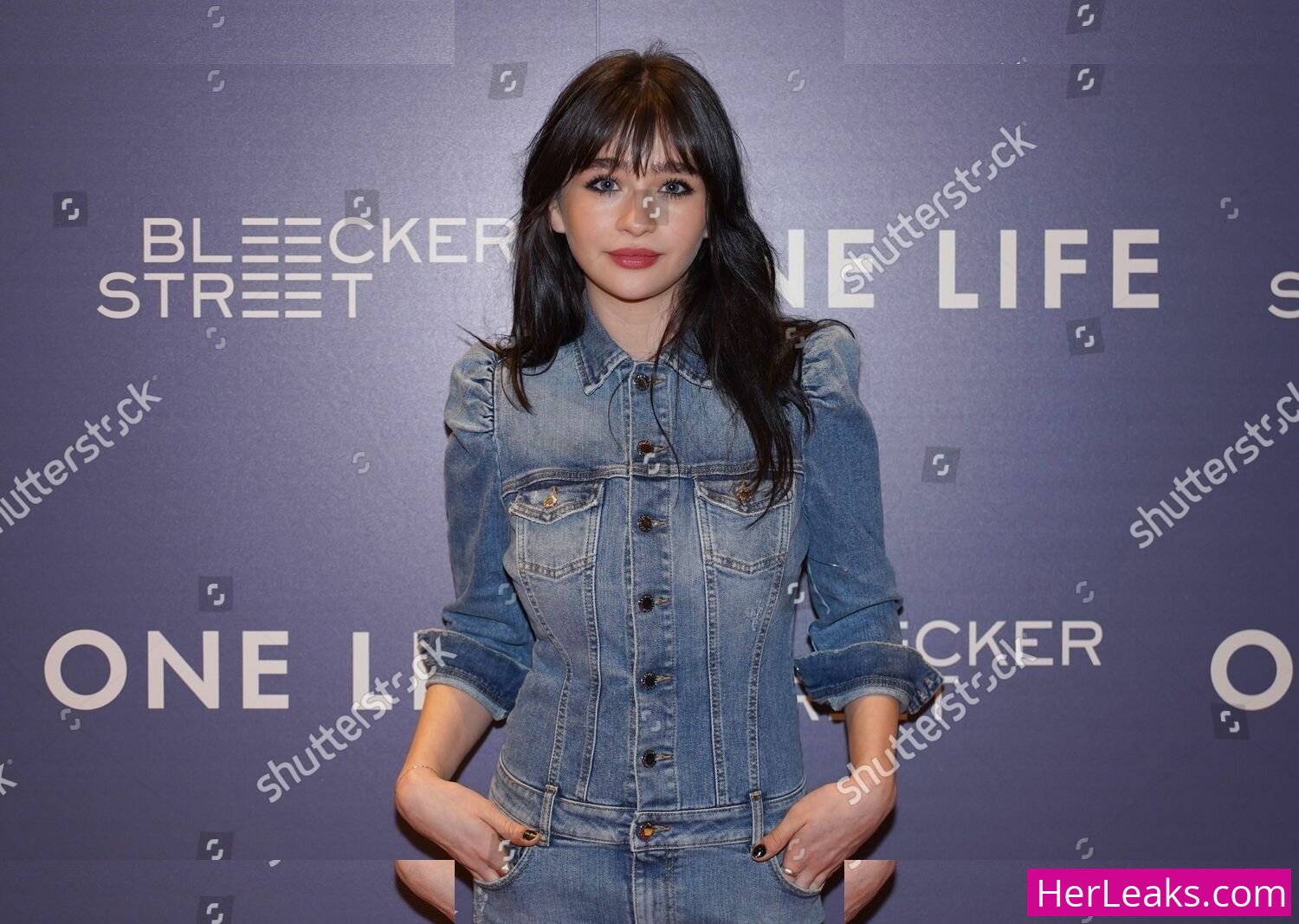 Malina Weissman - Image 351