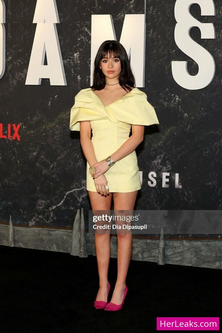 Malina Weissman - Image 345