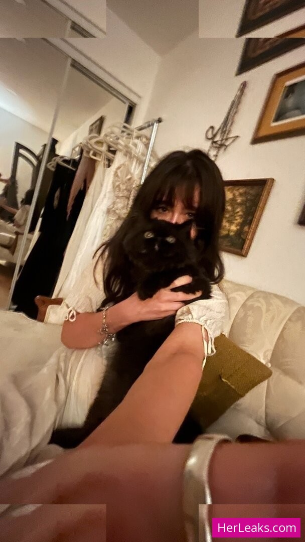 Malina Weissman - Image 215