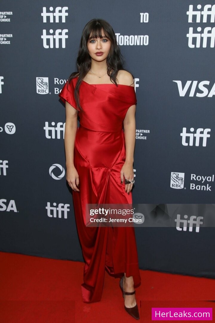 Malina Weissman - Image 201