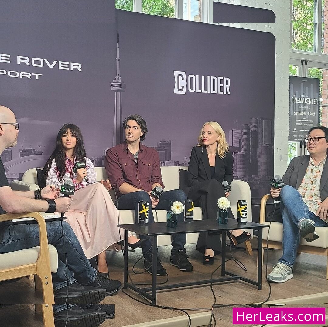 Malina Weissman - Image 147