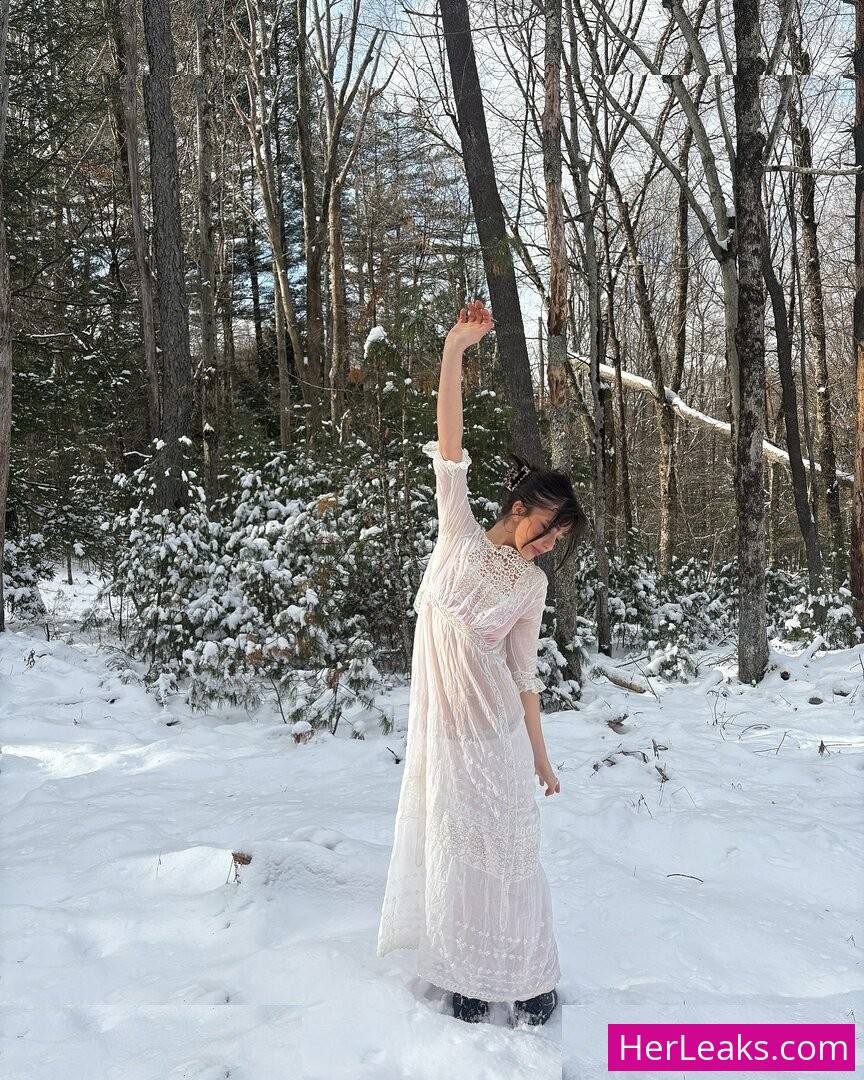 Malina Weissman - Image 75