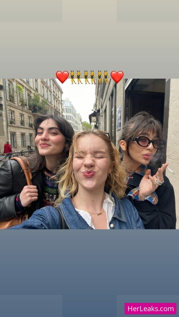 Malina Weissman - Image 35