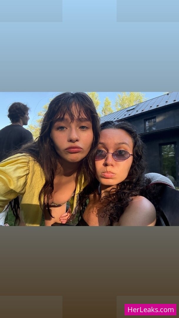 Malina Weissman - Image 15