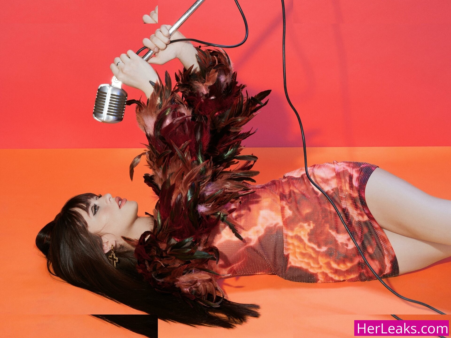 Malina Weissman - Image 380