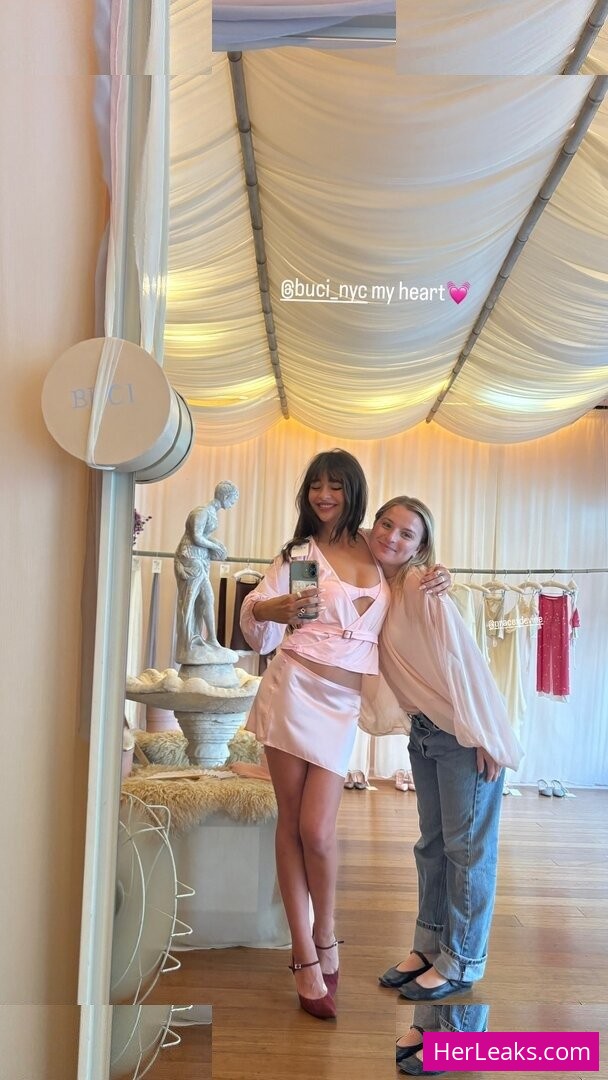 Malina Weissman - Image 362