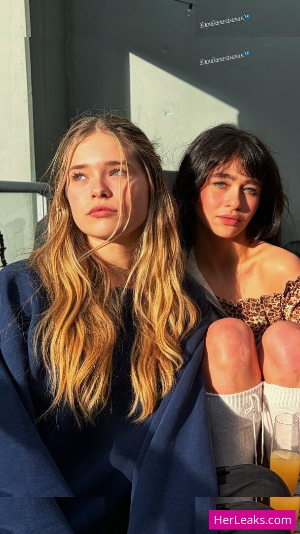 Malina Weissman - Image 172