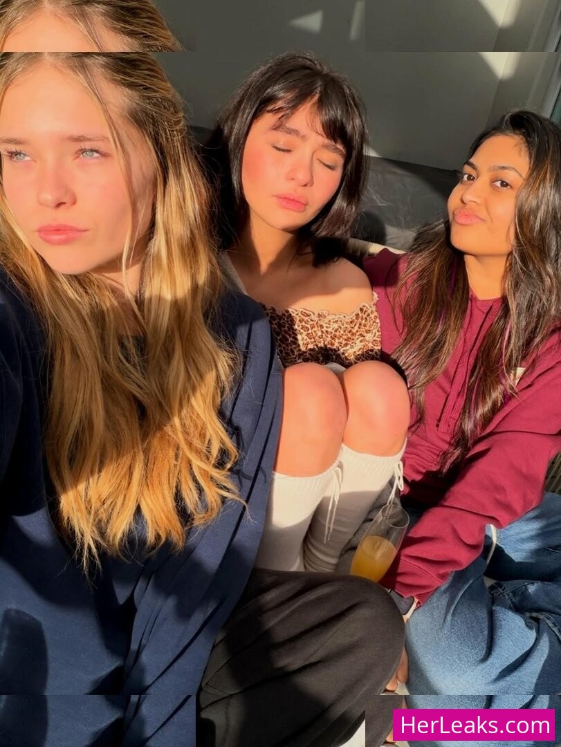 Malina Weissman - Image 128