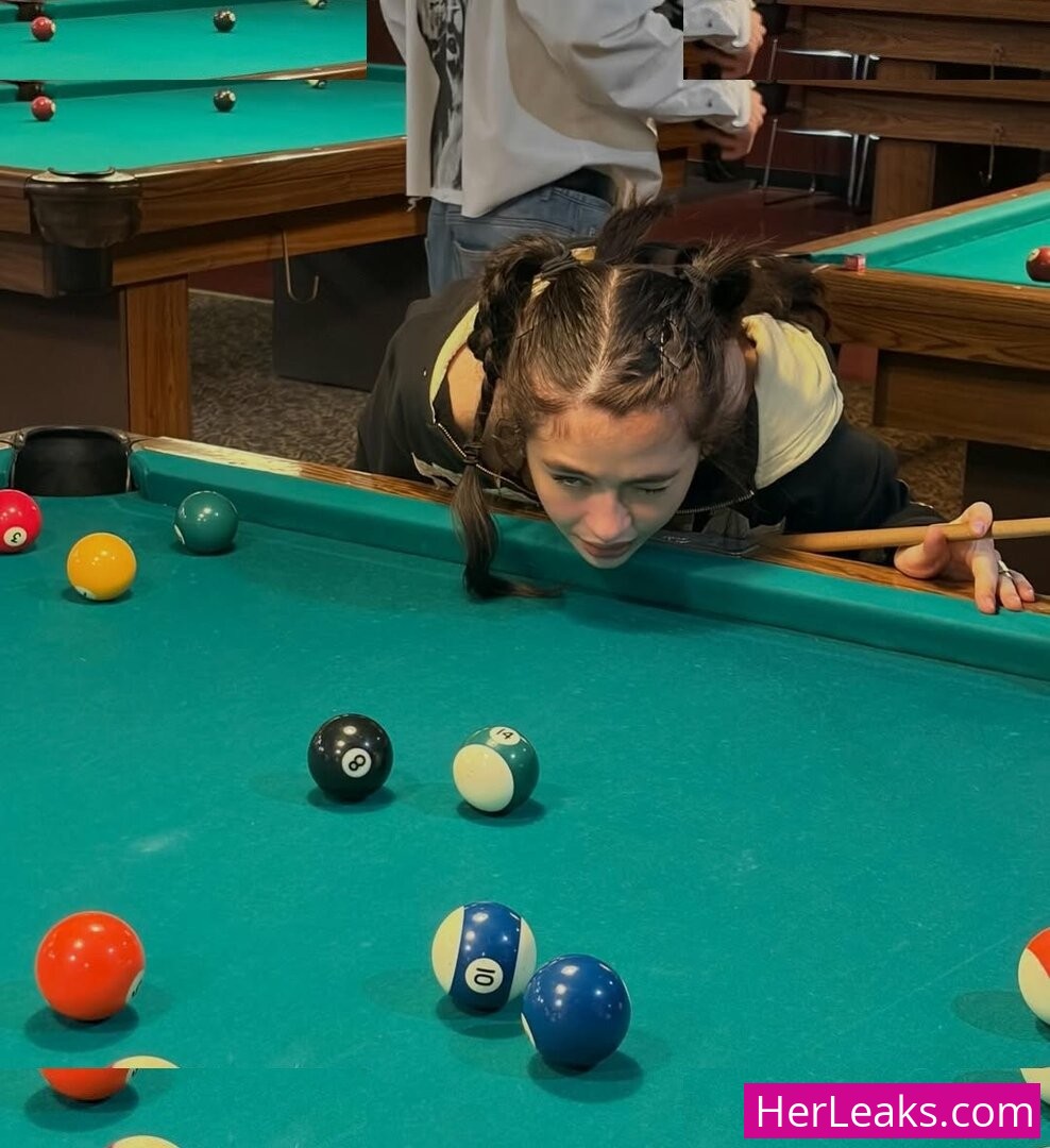 Malina Weissman - Image 118