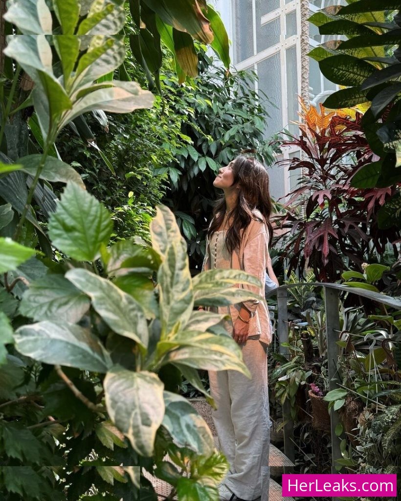 Maria Zhang - Image 133