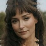 Milana Vayntrub - Image 1