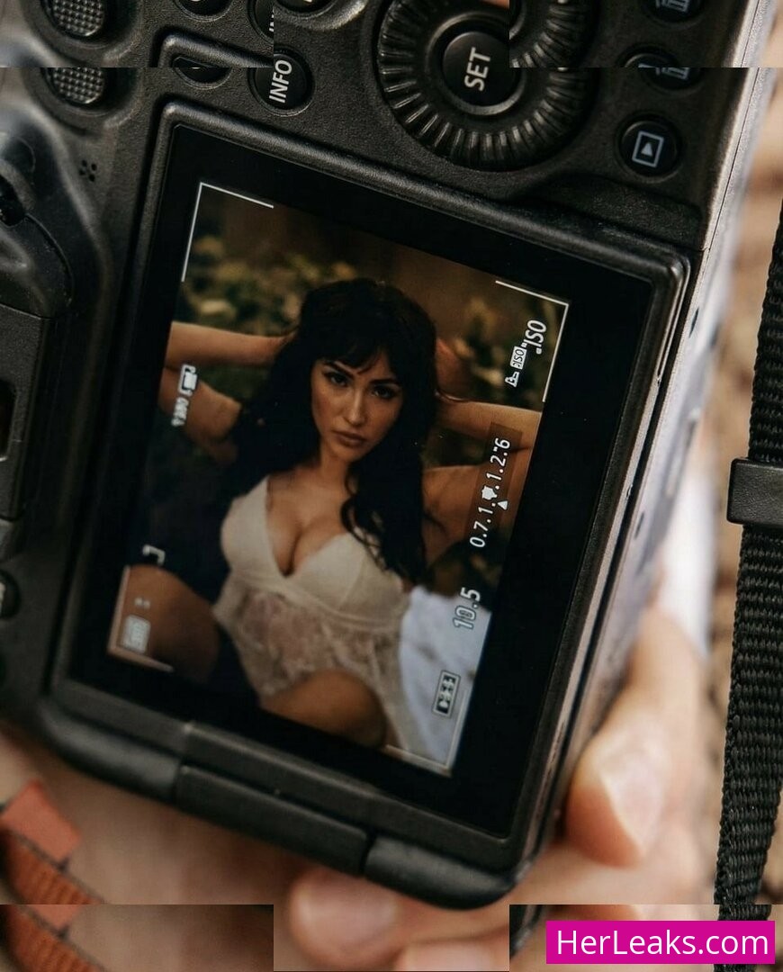 Milana Vayntrub - Image 166