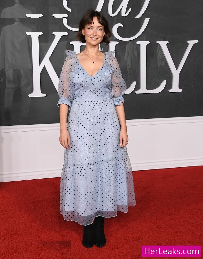 Milana Vayntrub - Image 150