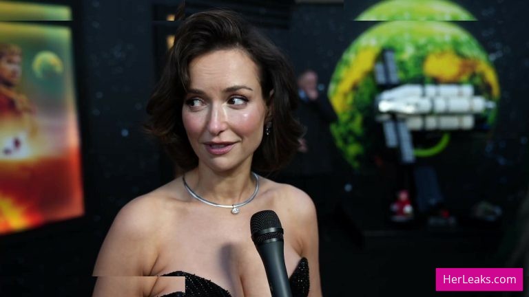 milana-vayntrub-1