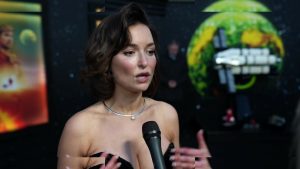 Milana Vayntrub - Image 6