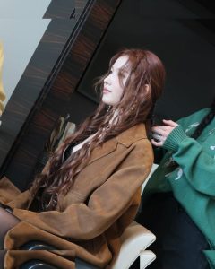 Minatozaki Sana - Image 334